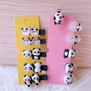 Detail eines 10-teiligen Panda-Haarspangen-Sets mit verschiedenen Panda-Formen aus Harz