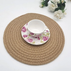 Natural Jute Woven Placemat Circular Heat Resistant Anti Slip Braided Coaster For Dining Table Kitchen Decor Minimalist