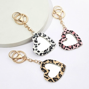 Heart Shaped Leopard Print PU Leather Keychain With Mirror Gold Keyring Portable Makeup Mirror For Women Girls Bag Charm