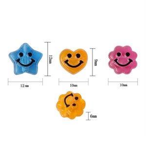 Perline acriliche luminose con smiley a forma di stella cuore e fiore per gioielli DIY