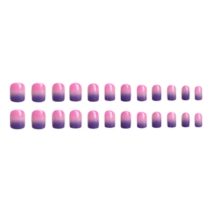 24 faux ongles courts carrés arrondis avec dégradé violet brillant et effet ombre