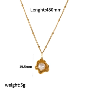 Gold starfish shell pendant necklace in stainless steel with pearl detail and dimensions