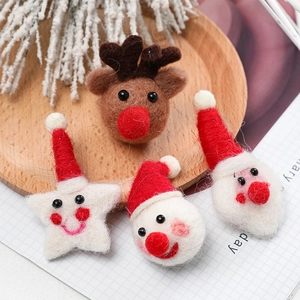 Christmas Hanging Ornaments Handmade Wool Felt Santa Reindeer Snowman Star DIY Desktop Decoration Festive Gift
