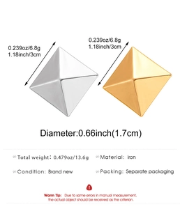Paramètres de taille détaillés pour bague pyramide en fer 3cm pesant 6,8g par unité