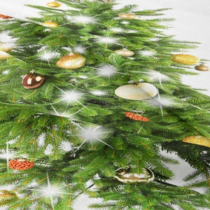 Dettaglio dell'arazzo albero di Natale bohémien che mostra la trama del tessuto in poliestere