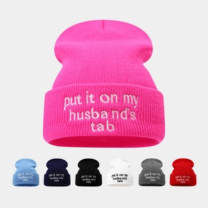 Berretto In Maglia Acrilica Ricamo Lettere Risvolto Caldo Inverno Cappello Donne Moda Casual Copricapo