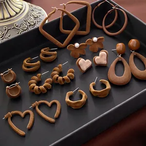 Retro Maillard Style Brown Flocked Resin Alloy Earrings With Silver Earring Post For Women Elegant Fashion
