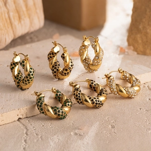 Boucles D'oreilles Créoles Torsadées Acier Inoxydable Plaqué Or 18K Zircon Incrusté Bijoux Vintage Pour Femmes