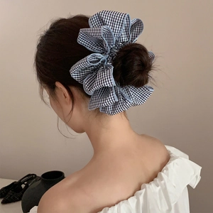 Oversized Gingham Fabric Scrunchie Ruffled Edge Elastic Hair Tie Korean Style Ponytail Holder Fashion Accessory For Women