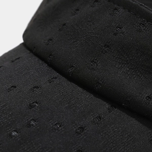 Schwarze oben offene Sonnenkappe mit atmungsaktivem Strickmuster und Netzstruktur