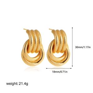 Detailed size specifications for 18K gold-plated twisted texture fan earrings, 30mm height