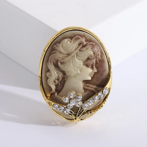 Vintage Cameo Brooch Pin For Women Alloy Rhinestone Relief Queen Portrait Oval Fashion Jewelry Accessories Banquet Wedding