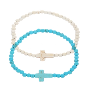 Ensemble de bracelets bohèmes en perles turquoises et blanches avec croix pour couple