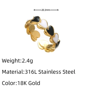 Detailed view of heart-shaped enamel ring dimensions and 316L stainless steel material