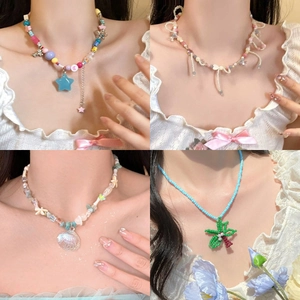Colliers de perles colorés avec charms étoile, coquillage et palmier pour un style d'été Y2K