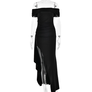 Robe longue noire élégante à épaules dénudées avec détails froncés et fente