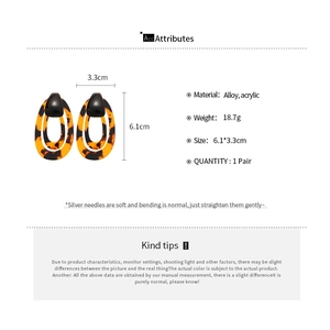 Detailed size specifications for acrylic leopard print drop earrings with silver needles