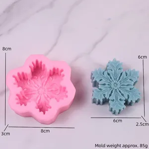 Detailed 3D snowflake silicone mold for DIY candles with dimensions and weight info