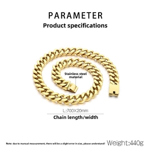 Detailed view of 20mm gold stainless steel Cuban link chain with 700mm length and 440g weight