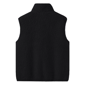 Vista posteriore del gilet in pile nero con collo alto e trama in sherpa di alta qualità
