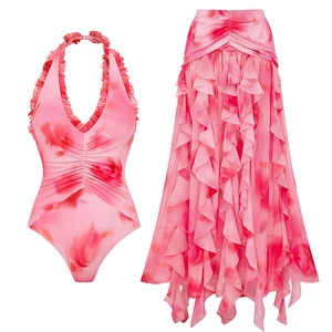 Maillot de bain licou rose fleuri avec jupe à volants étagée pour vacances d'été