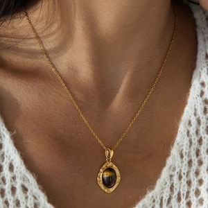 Collana vintage in acciaio inossidabile placcato oro 18K con pietra occhio di tigre