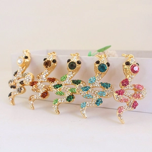 Cute Snake Keychain Rhinestone Zinc Alloy Animal Pendant For Women Car Key Ring Luxury Bag Charm Decoration Gift