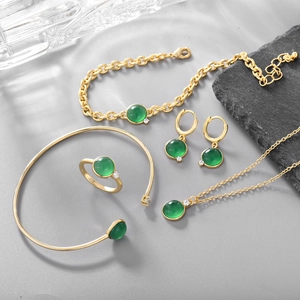Vintage Geometric Round Gemstone Pendant Necklace For Women Gold Plated Eco-Friendly Copper Zirconia Chain Necklace Jewelry