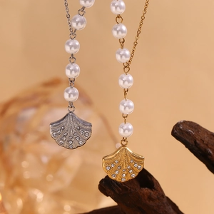 Asymmetric Seashell Starfish Pendant Necklace 18K Gold Plated Stainless Steel Imitation Artificial Pearl Rhinestone Jewelry Women