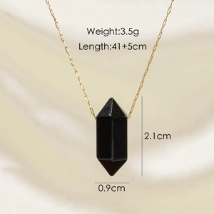 Detail of black hexagonal stone pendant with 2.1x0.9cm dimensions and 41+5cm gold chain