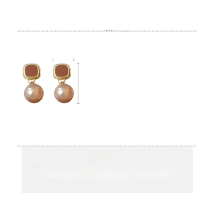 Detailed chart showing alloy imitation pearl earring specs 2.1x0.8cm and 2.8g weight