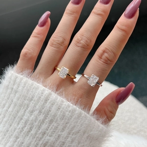 Fashionable S925 sterling silver rings with emerald cut zircons in gold and silver