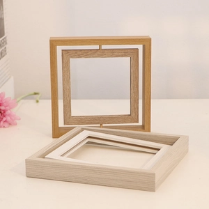 Rotating double-sided wooden photo frame with a creative minimalist Nordic design