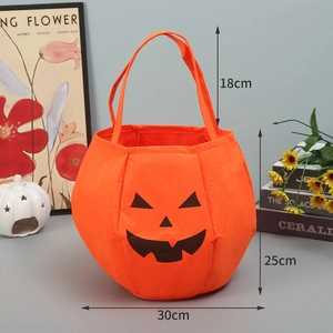 Detailed size specifications for Halloween pumpkin candy bag showing dimensions and design