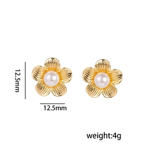 Vintage goldene Blumenohrstecker mit Perle aus Edelstahl in 12,5 mm Größe für Damen