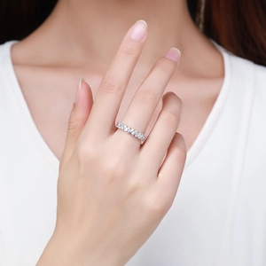 S925 sterling silver geometric ring with micro-pave crystals on female hand