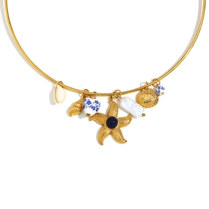 18K gold plated stainless steel collar necklace with shell and pearl charms