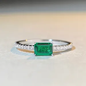 925 Sterling Silver Ring With Emerald Cut Green Cubic Zirconia Luxury Square Simple Jewelry For Women