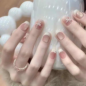 French Tip Katzenaugeneffekt Press On Nails Mit 3D Schleife Ballettform ABS Künstliche Fingernägel Süßer Stil