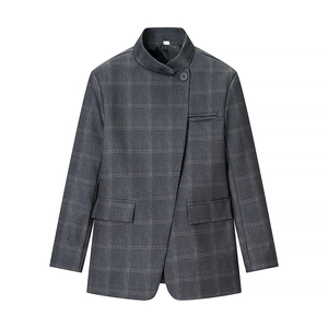 Giacca blazer scozzese da donna con collo alto e chiusura asimmetrica in grigio