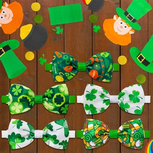 Set di papillon per animali di San Patrizio con quadrifogli e motivi di leprechaun su legno