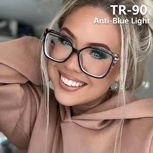 Women's cat-eye anti-blue light glasses with black and tortoiseshell TR-90 frames