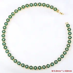 Detail of flower necklace with green cubic zirconia petals, 8mm width and 420mm length