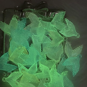Glow in the dark light green angel wing resin pendants for DIY phone cases and keychains