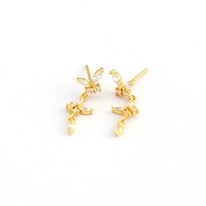 Élégantes boucles d'oreilles papillon en argent s925 doré avec pampilles et zircones