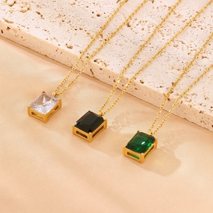 French Retro Rectangle Glass Pendant Necklace Stainless Steel Minimalist Golden Clavicle Chain For Women Elegant Jewelry