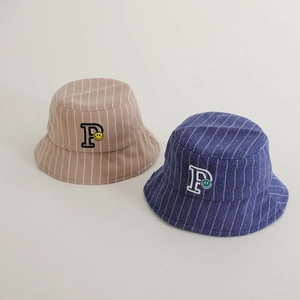 Striped wool bucket hat for boys with vintage P embroidery in khaki and navy blue