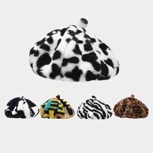 Béret En Fausse Fourrure Peluche Femme Imprimé Animal Léopard Vache Zèbre Motif Chaud Hiver Bonnet Peintre Mode Streetwear