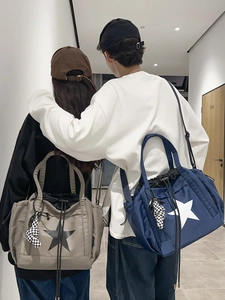 Waterproof drawstring tote bags with star print and bunny charm for couples