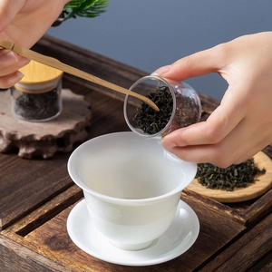 Portable mini glass tea canister and ceramic brewing set for travel tea ceremony